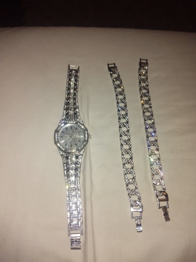 Men Watch And Bracelet