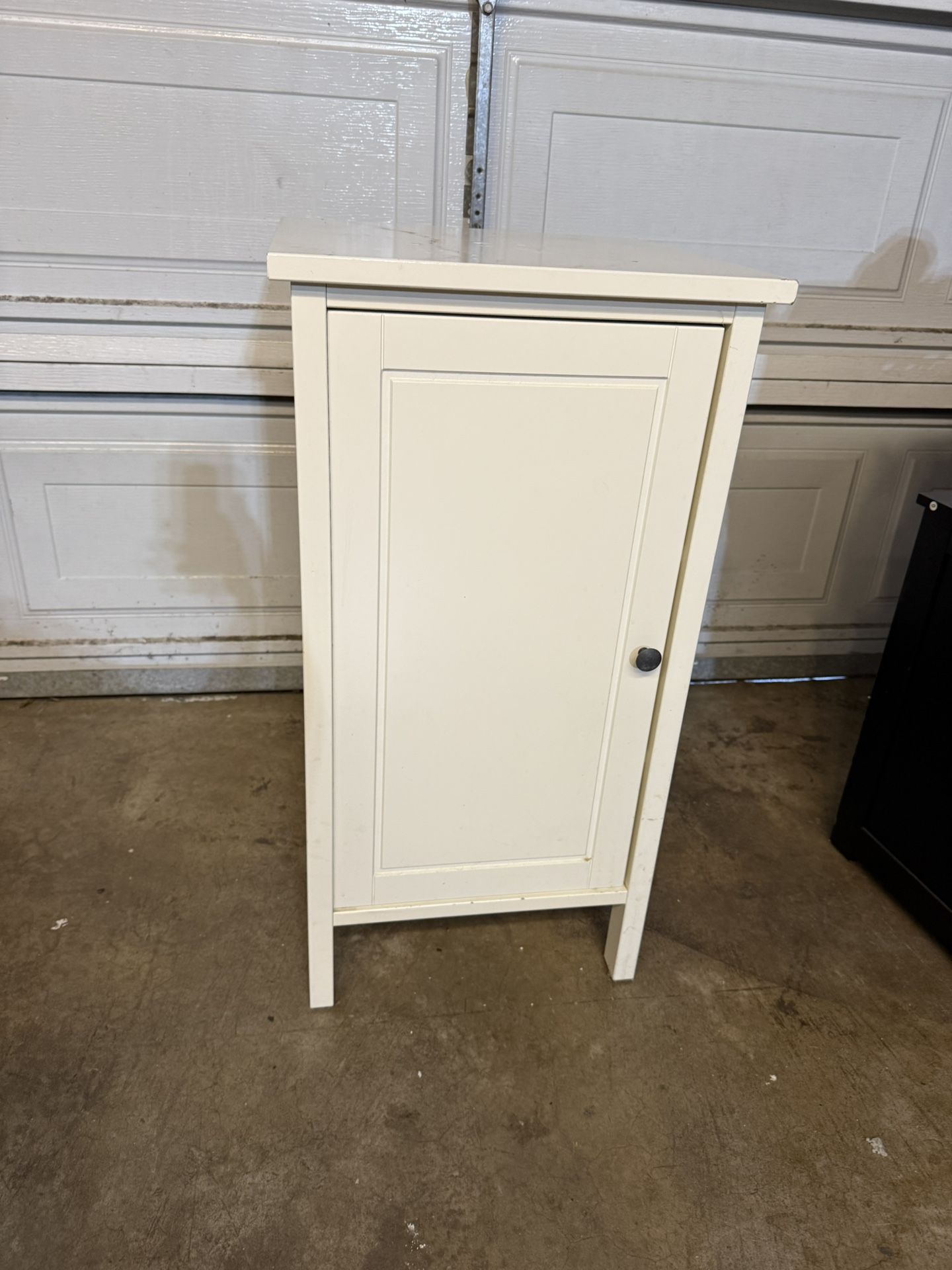 White IKEA Hemnes End Table Nightstand Bedside Cabinet