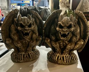 Halloween Gargoyle Statue
