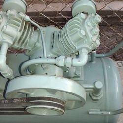 Air Compressor 