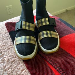 little kids burberry shoes 