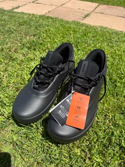 Croc work shoes