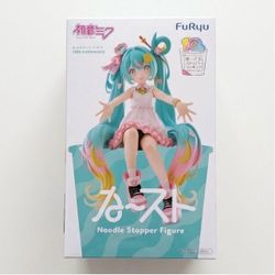 Hatsune Miku FuRyu Noodle Stopper Figure 10th Anniversary