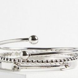 Textured And Bead Bangle Bracelet Set From Torrid 