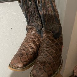 Boots Fish Print 