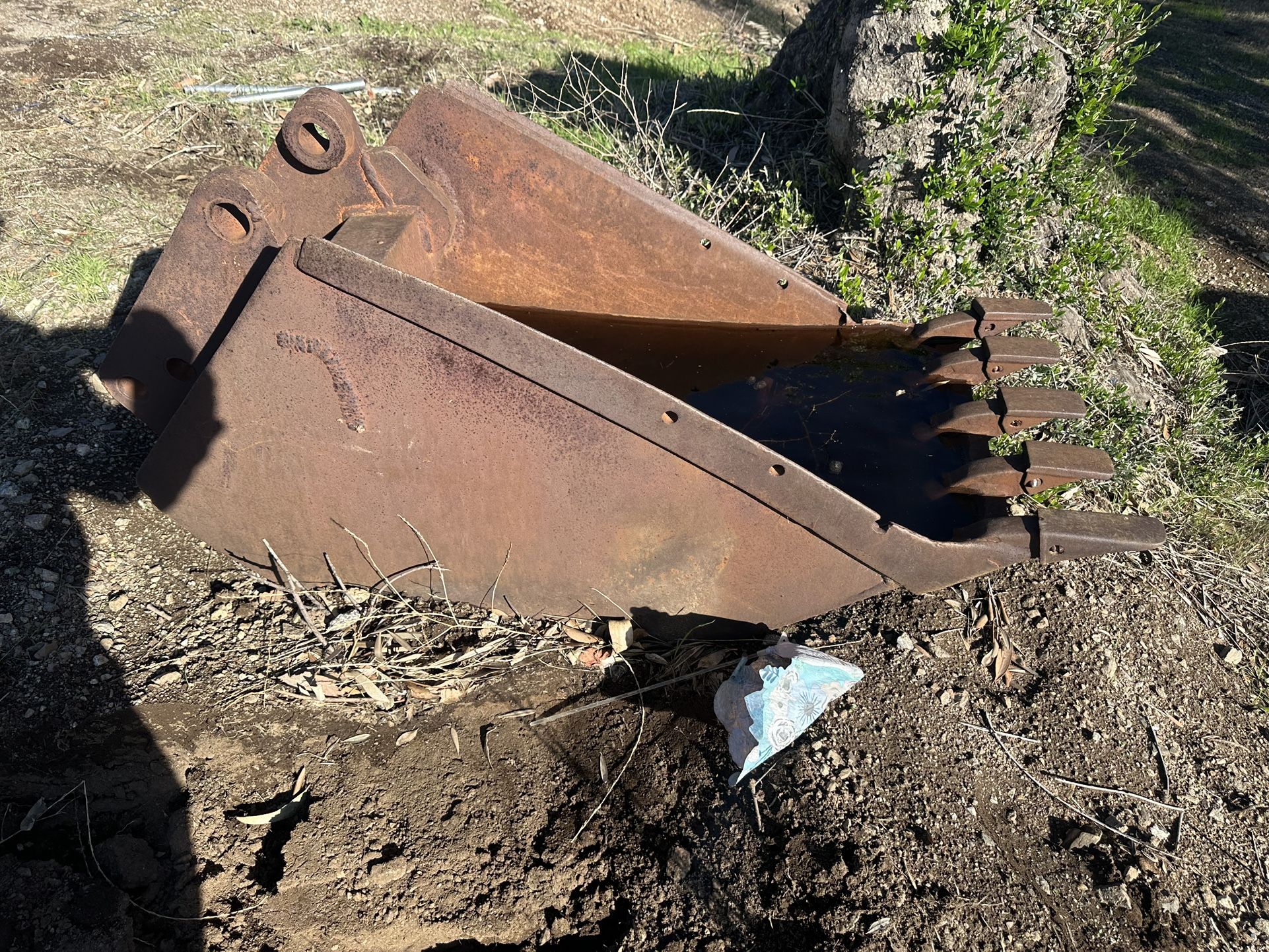 22” John Deere Backhoe Bucket