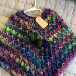 Handmade Girl poncho**Capita Para Niña Echa A Mano