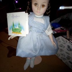 Wizard Of Oz Plastic Dorothy Doll Eyes Open And Shut Brand New Still Has Tag On