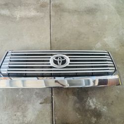 Toyota Tundra Grill 