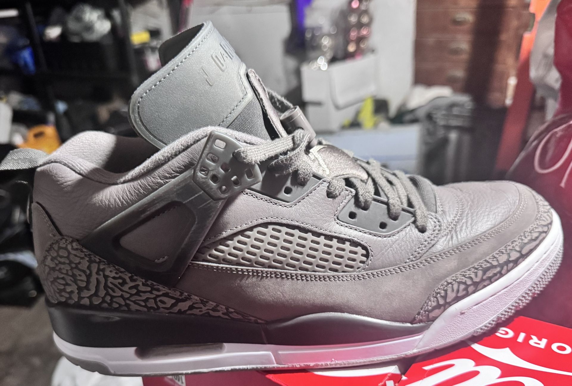 JORDAN’S. SIZE 13. TENNIS SHOES FOR SALE