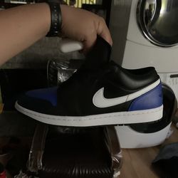Jordan 1 low Black Royal Toe  Size 11.5 men