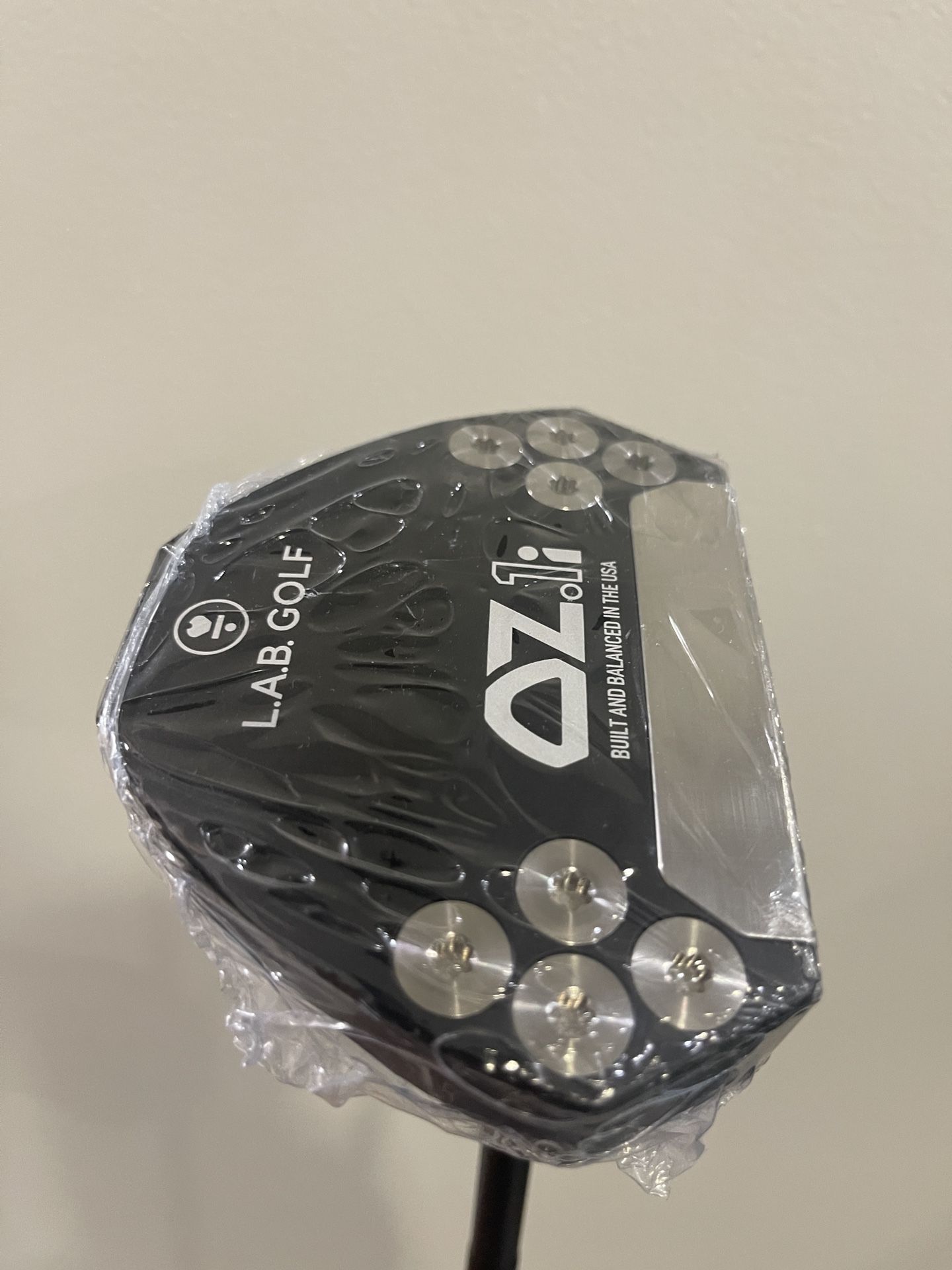 LAB GOLF OZ.1i Putter (RH) New In Plastic