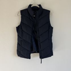 Aeropostale Women's Navy Quilted Vest