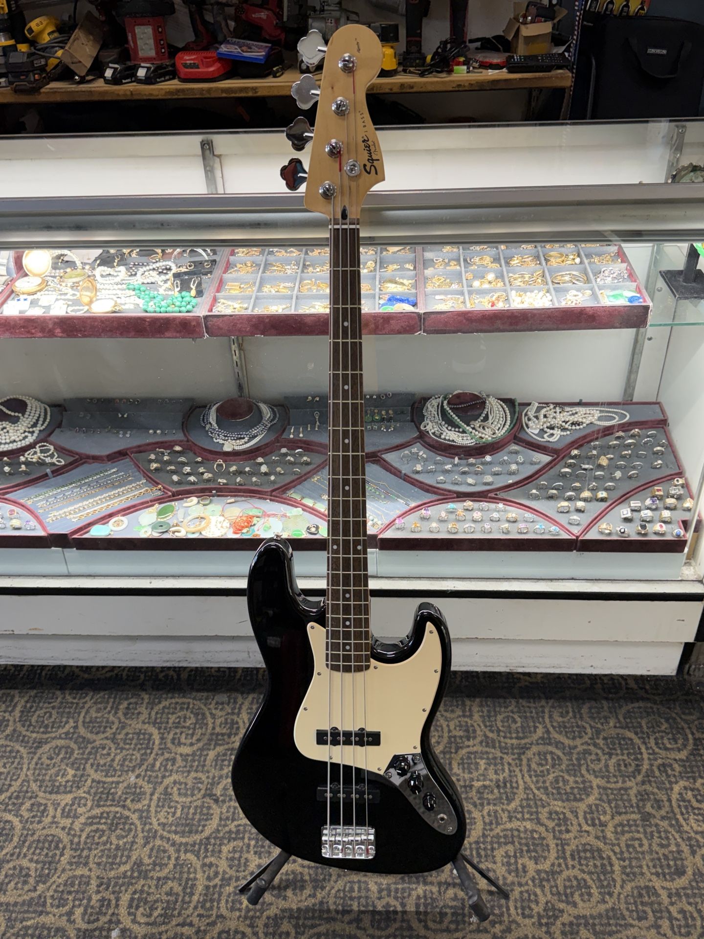 Squier Affinity Series Jazz Bass Guitar