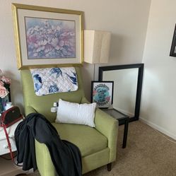 Couch And Frame $55 🍀🎁🎈🍀 Delivery 🚚  Furniture. 