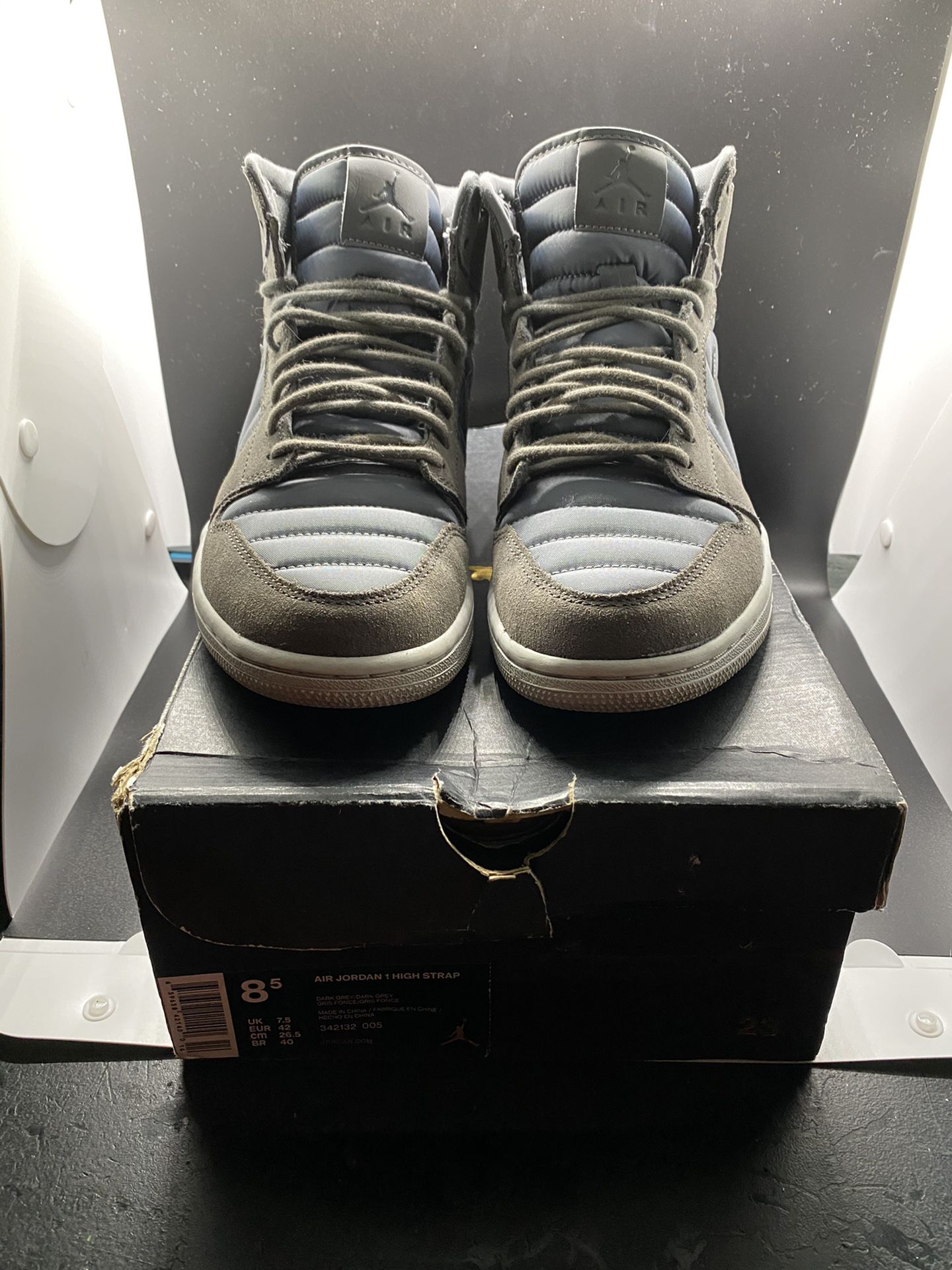 Men’s Air Jordan high strap grey size 8.5