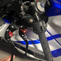 Adjustable Levers for 2006 CBR 600rr