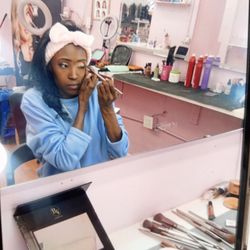 Makeup Class 562*210*7029