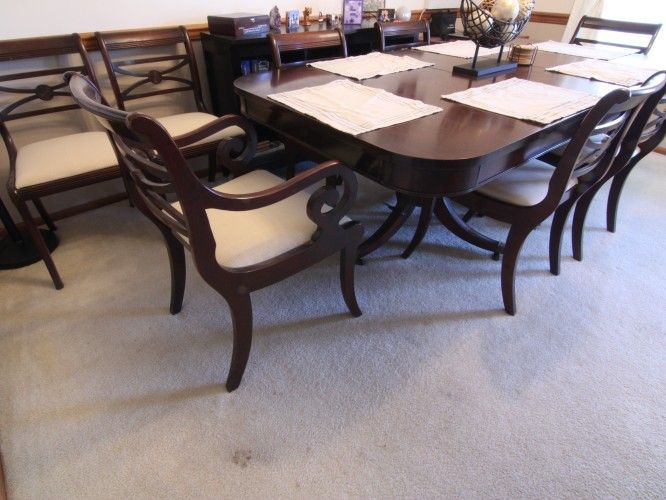 Dining Room Table With 8 Chairs 250 OBO