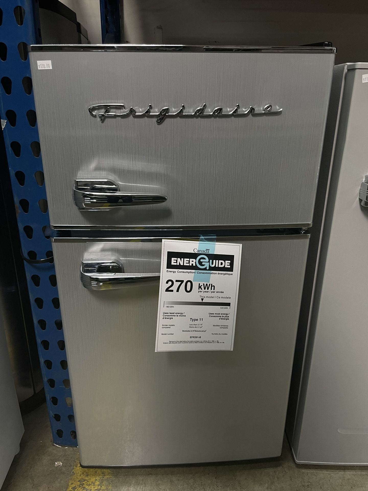 Frigidaire Refrigerator - 3.2 Cubic Feet BOOMwarehouse