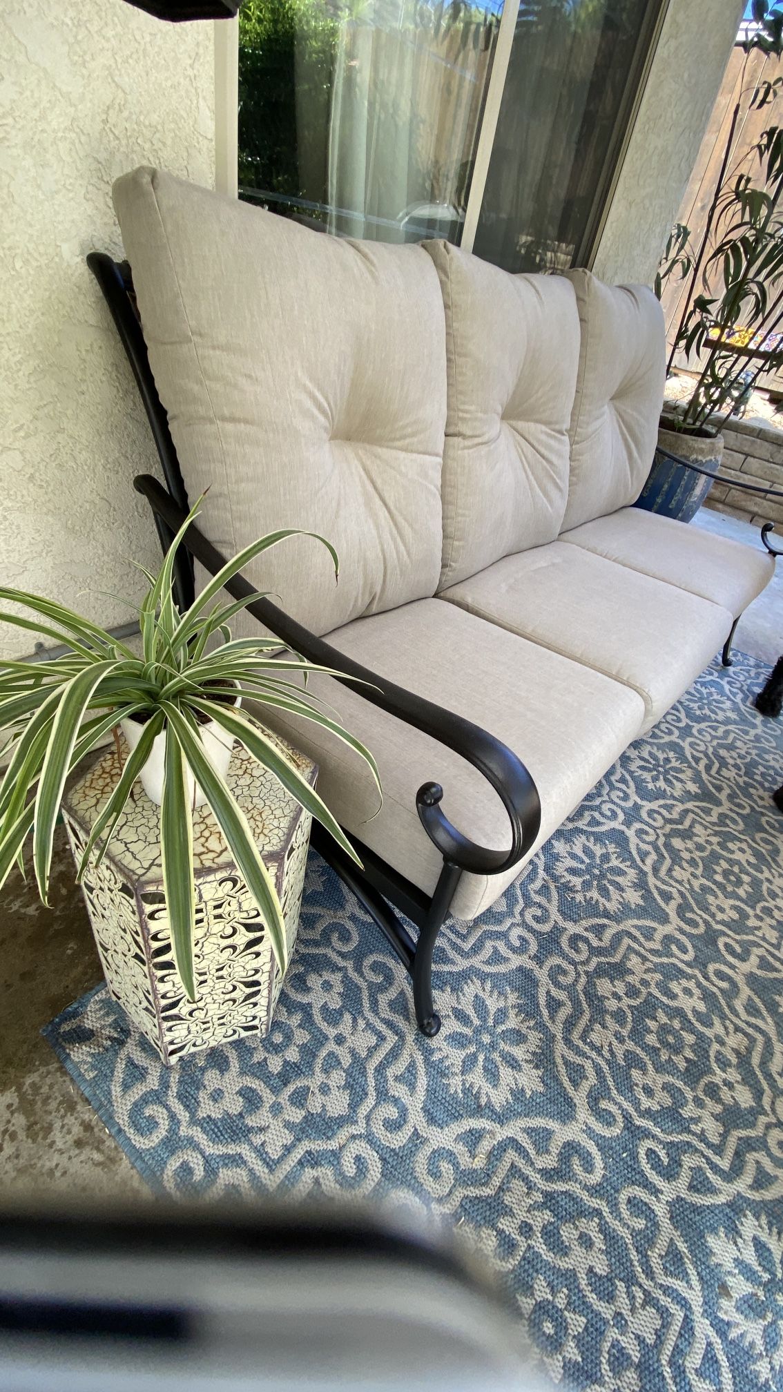 Gorgeous Patio Furniture Comfortable & Stylish