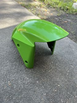 03-04 636. Zx6 Fender