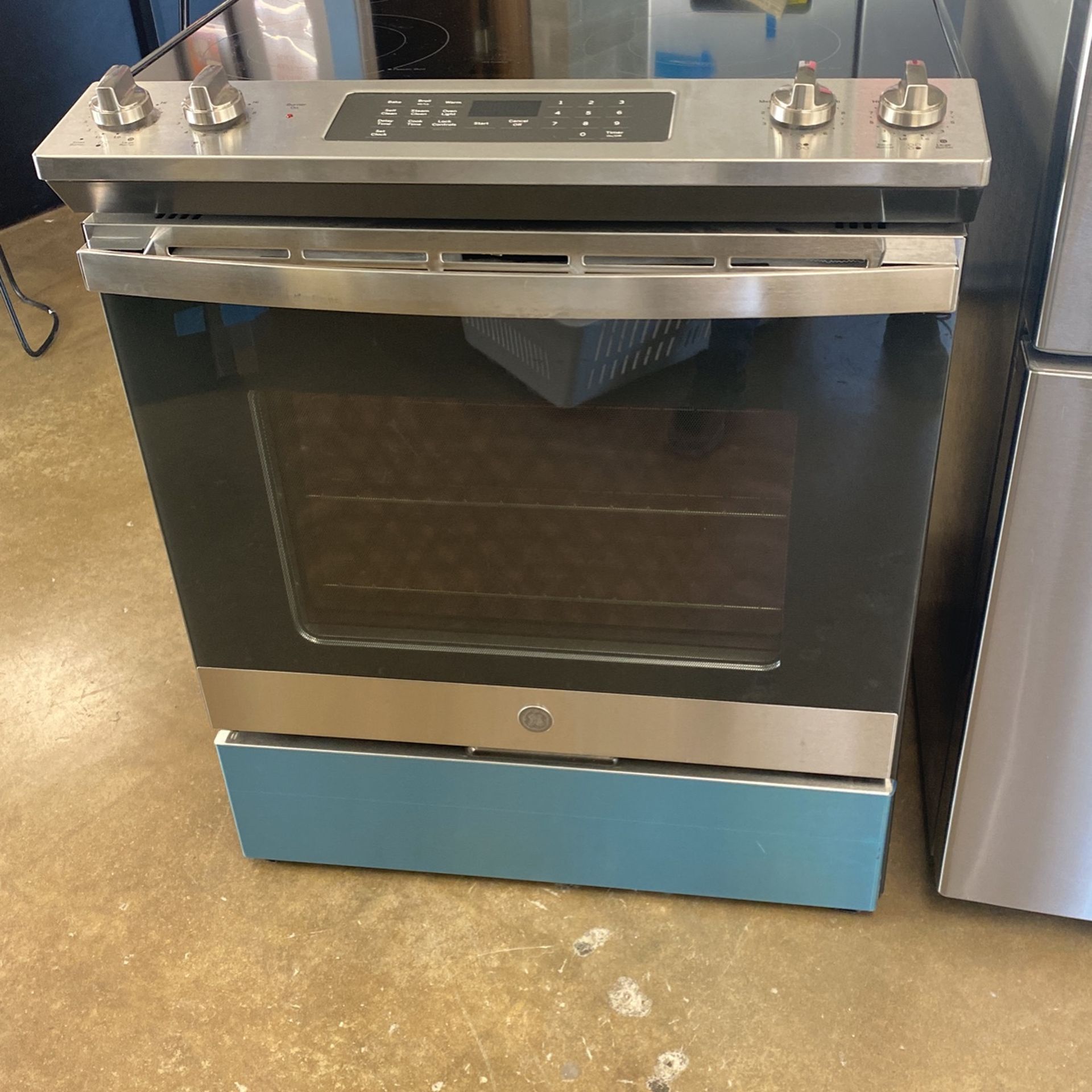 GE SMOOTH TOP OVEN