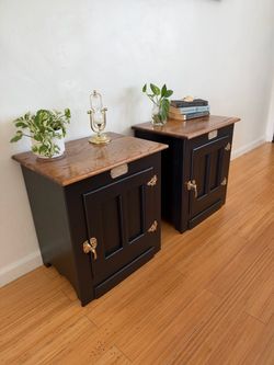 Vintage Acorn Furniture Nightstands – Solid Wood Pair