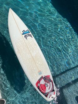 Lost mayhem surfboard 6’2