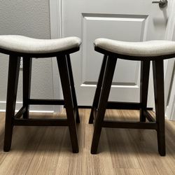 Saddle-style Stools // Counter Height