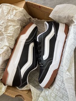 Vans Unisex Hylane Shoe 5.5 M/7 W (New)