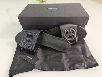 Black DG sandals.