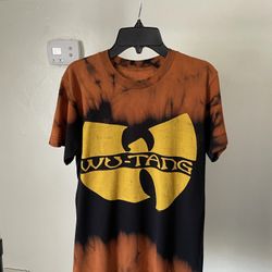 Men Shirt (size Small)