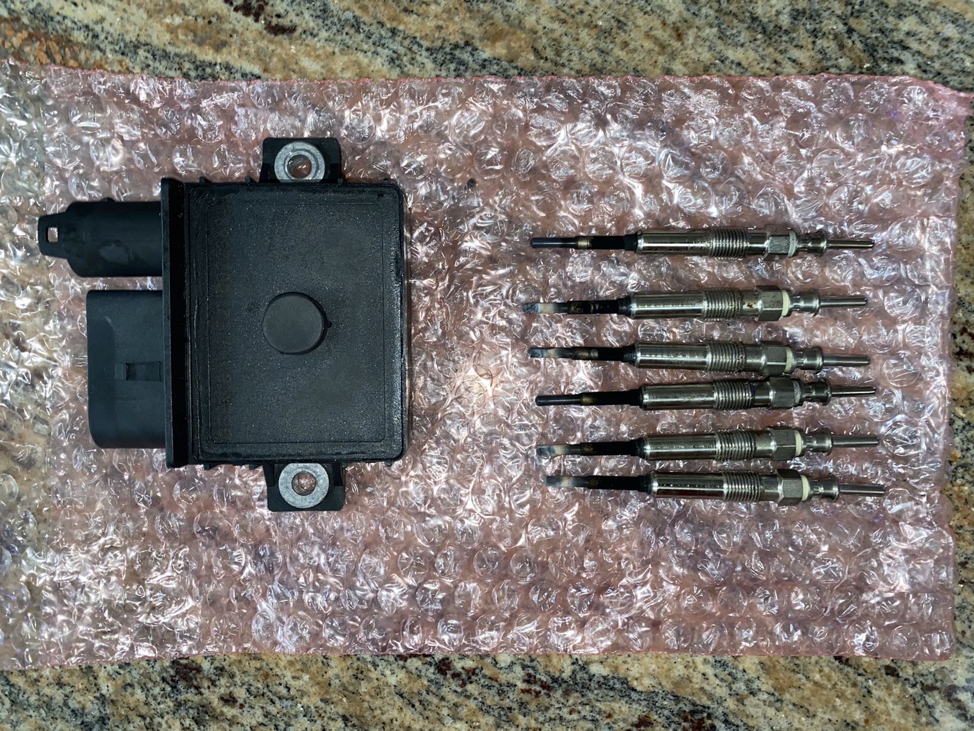 BMW 335d M57 glow plug module and glow plugs for Sale in Toms River, NJ