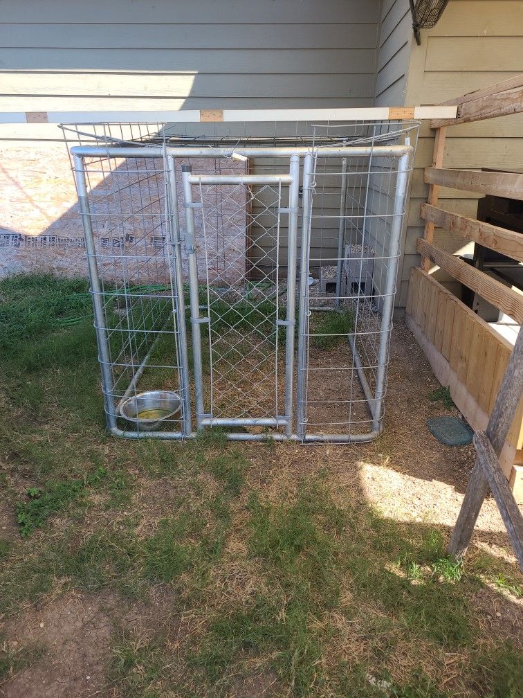 Pet Kennel