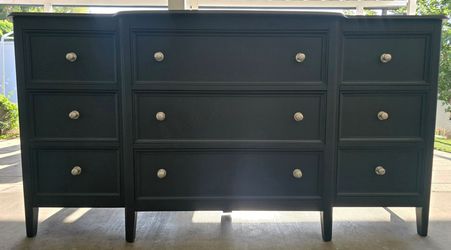 Beautiful Dresser!!
