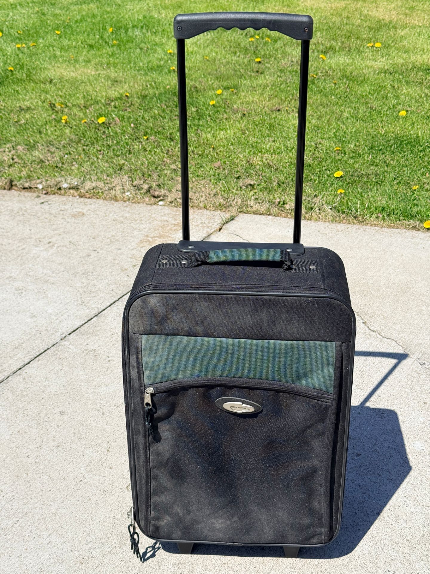 Concourse Rolling Black Suitcase with retractable handle