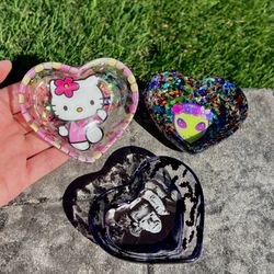 CUSTOM MADE RING HOLDERS