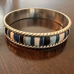 NEW Blue striped bracelet