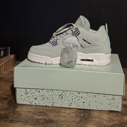 Air Jordan Retro 4