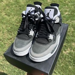 Jordan 4 Fear Sz7M / 8.5W