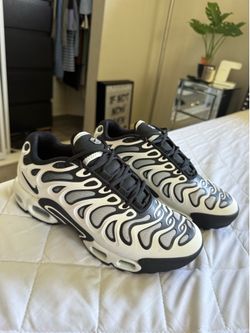 Nike Air Max Plus Drift - 6.5