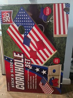 Cornhole set