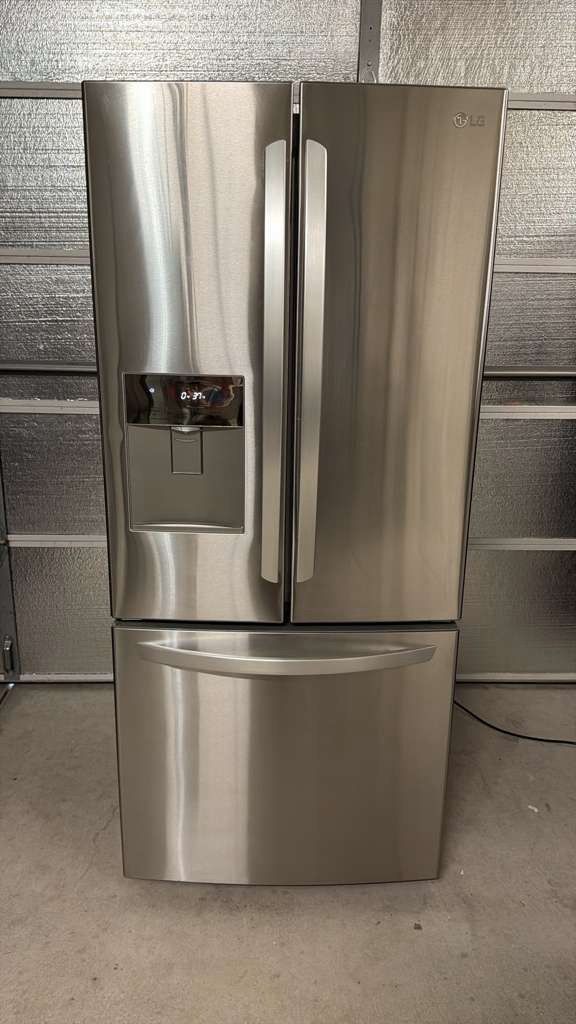 LG refrigerator