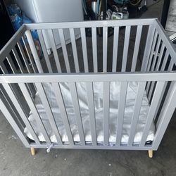 Cozy Baby Crib