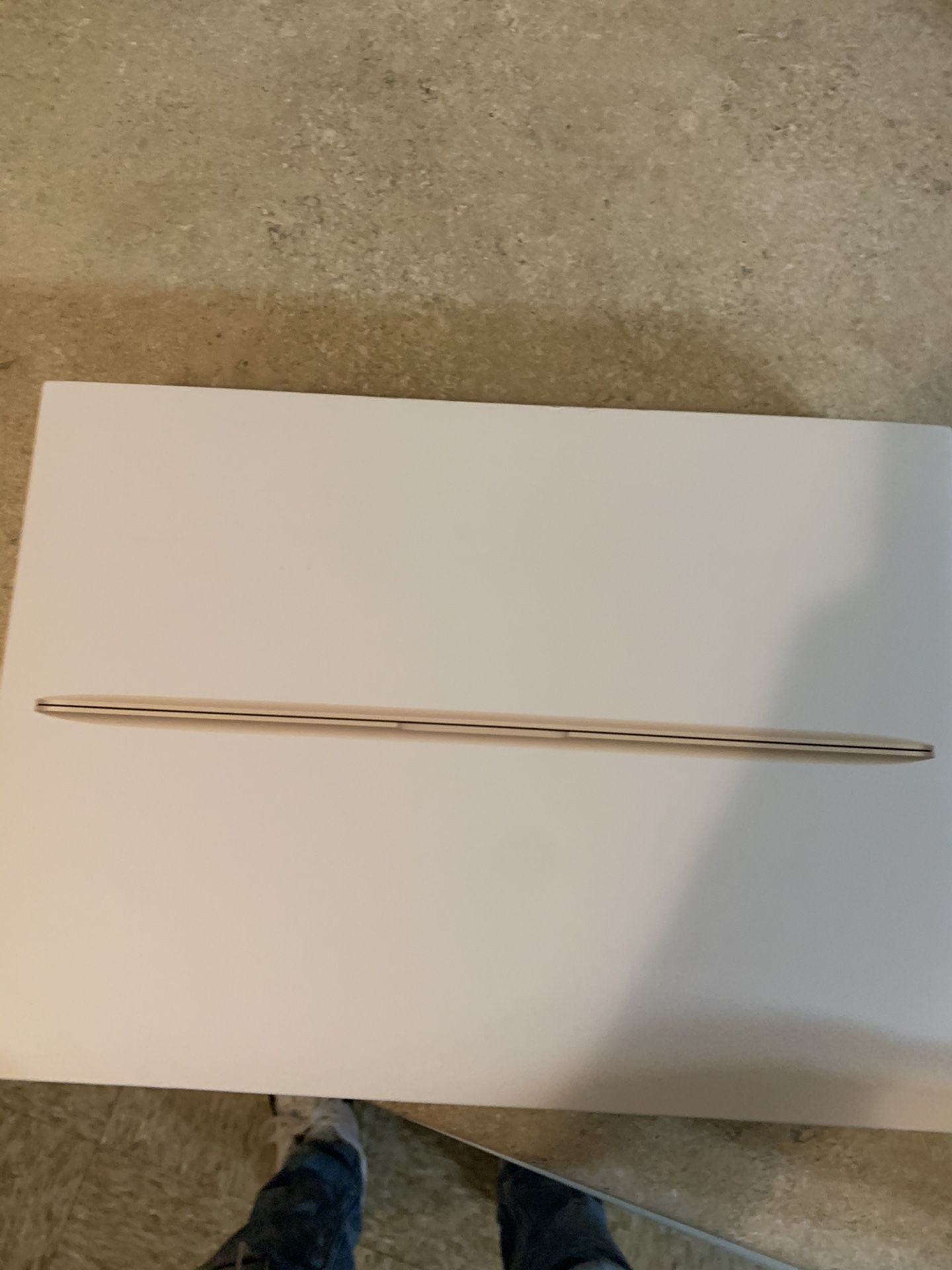 MacBook 12”