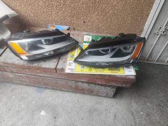 Volkswagen Jetta 2011-2018 mk6 headlight