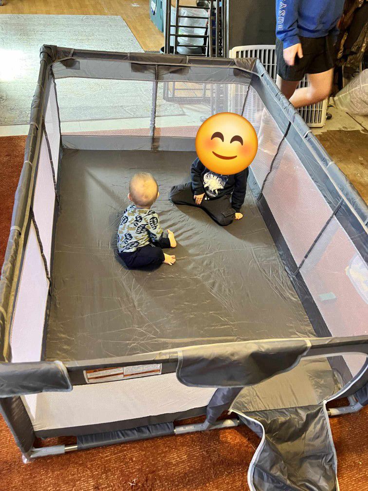 Large Play Pen