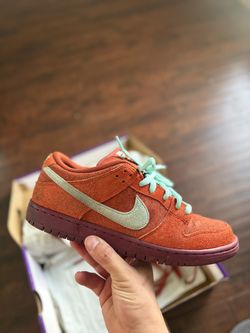 Size 10 Nike SB Dunk Low Pro PRM Mystic Red Emerald Rise DV5429-601 Men's Size 10