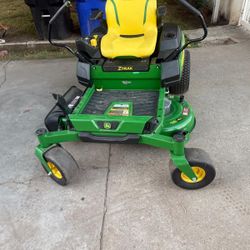 Z370R Electric 42 in. 3.2 kWh Battery Dual Electric Zero-Turn Riding Mower